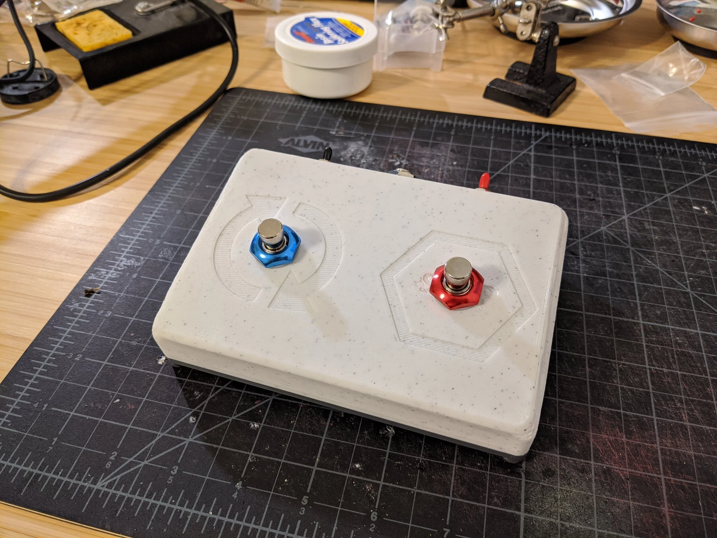 Build Log: DIY Clone of a Boss FS-6 Foot Switch — Jeric Bautista